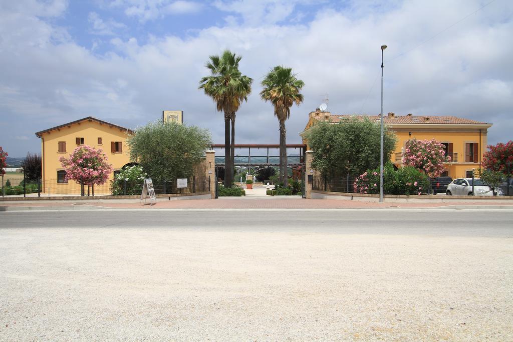 Country House Il Ponte ألبا أدرياتيكا المظهر الخارجي الصورة